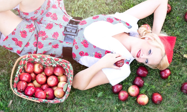 Could an apple a day keep the dentist away Number 18 Dental Notting Hill dentist